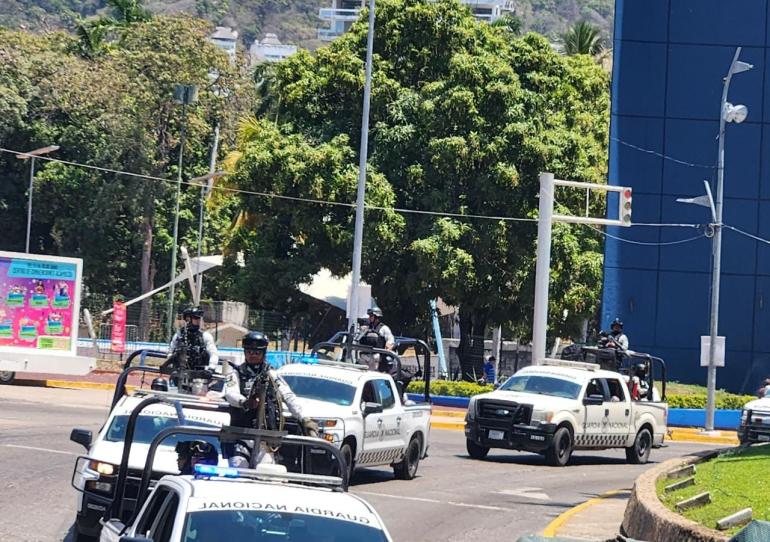 Ante el incremento de la violencia en Acapulco siguen llegando elementos de seguridad