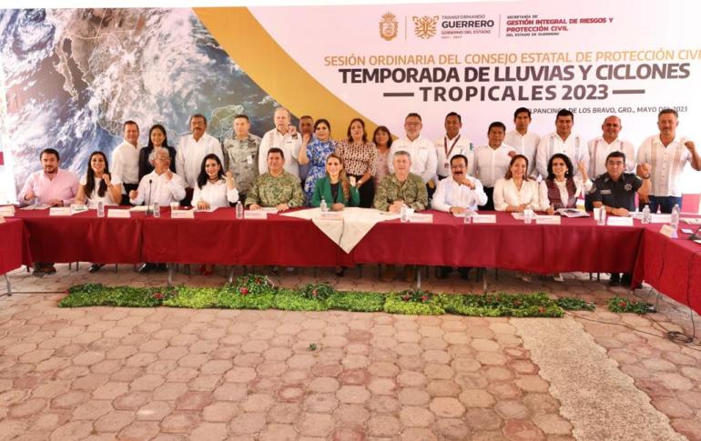 Declara la gobernadora Evelyn Salgado Pineda en sesión permanente al Consejo Estatal de Protección Civil en Guerrero