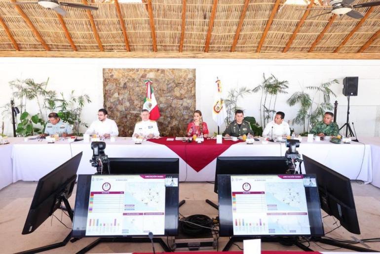 Desde la Base Naval de Acapulco encabeza Evelyn trabajos de la Mesa de Seguridad de Guerrero