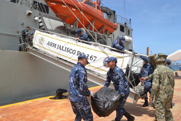 Durante el presente mes se han asegurado más de 11,400 (once mil cuatrocientos) kilogramos de presunta cocaína en la mar