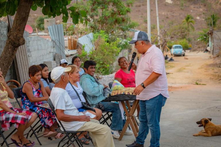 Convive con maestros en Pie de la Cuesta.