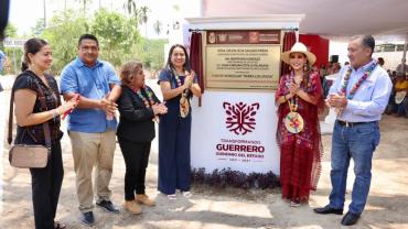 Entrega la gobernadora obras de impacto social por más de 28 MDP en Tierra Colorada 