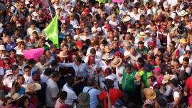 Participa el pueblo, ciudadanos, empresarios, transportistas, artistas, comerciantes y más en la Marcha del Triunfo 