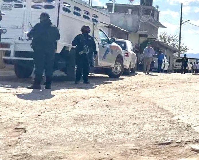 En la zona del crimen fueron hallados alrededor cuatro casquillos percutidos de 45 milímetros