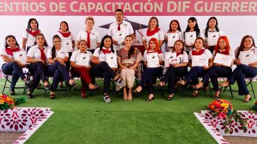 Los Cecaps forman parte del nuevo rostro del DIF, afirma Liz Salgado 