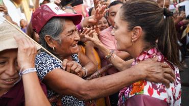 ’’Es un honor tenerte aquí’’, destacaron los representantes de los pueblos originarios de Veracruz al darle su respaldo a Claudia Sheinbaum