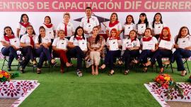 Los Cecaps forman parte del nuevo rostro del DIF, afirma Liz Salgado 